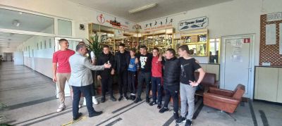 Първи места от турнира по хокей на трева за купата на Община Баните 5