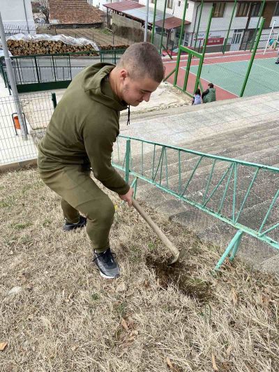 Първа пролет - 21 април 12