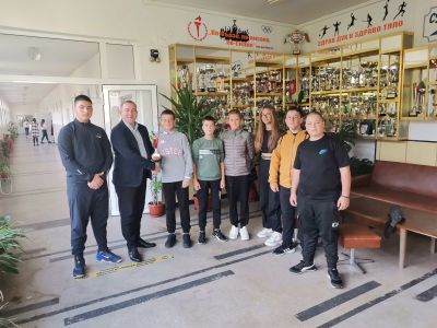 Успехи в спорта по хокей на трева 1